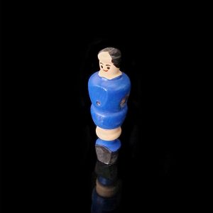 muñeca azul portera futbolín de madera